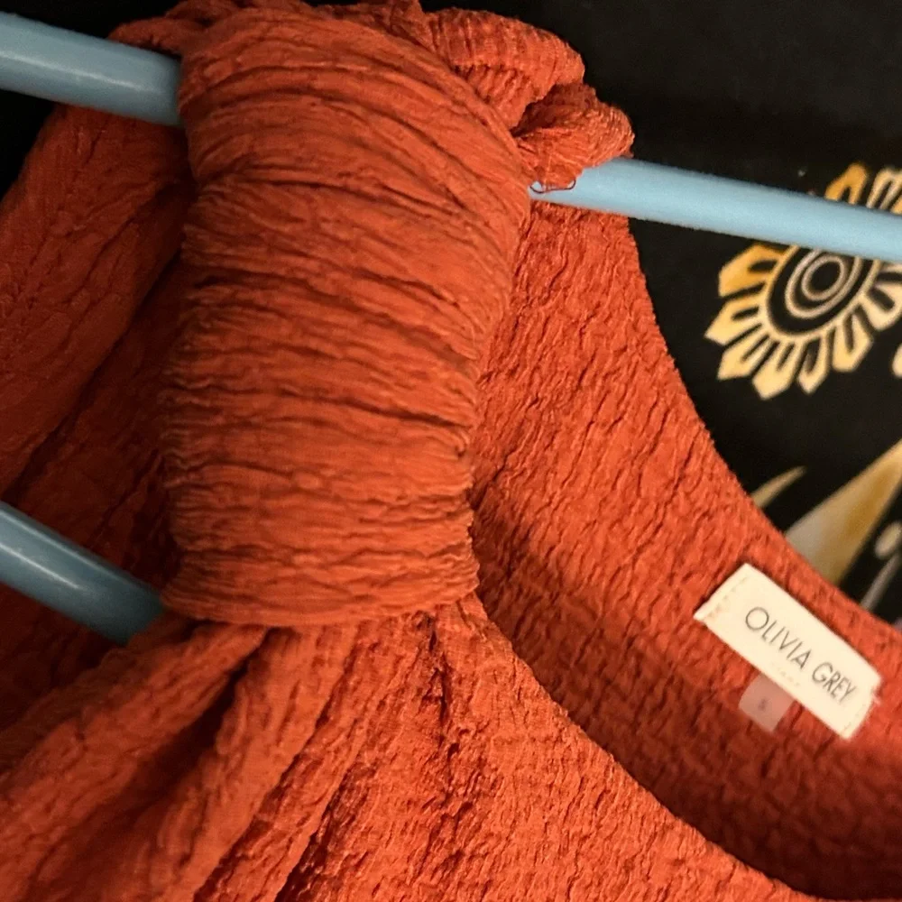 🪸 Olivia Grey Textured Shoulder Coral Tie Knit Bodycon Dress NWT - Picture 6 of 10